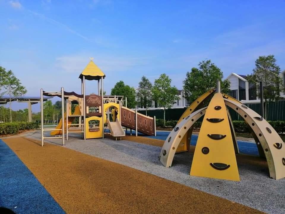 Homestay Greenway Pasir Gudang Eksteriør billede
